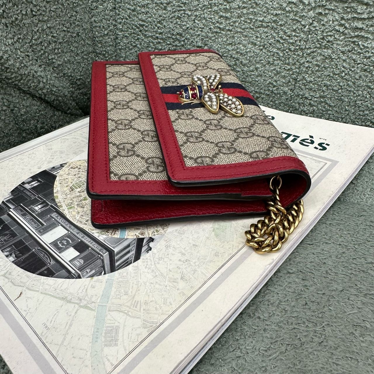 A级 Gucci 小蜜蜂链条斜挎包 缩略图