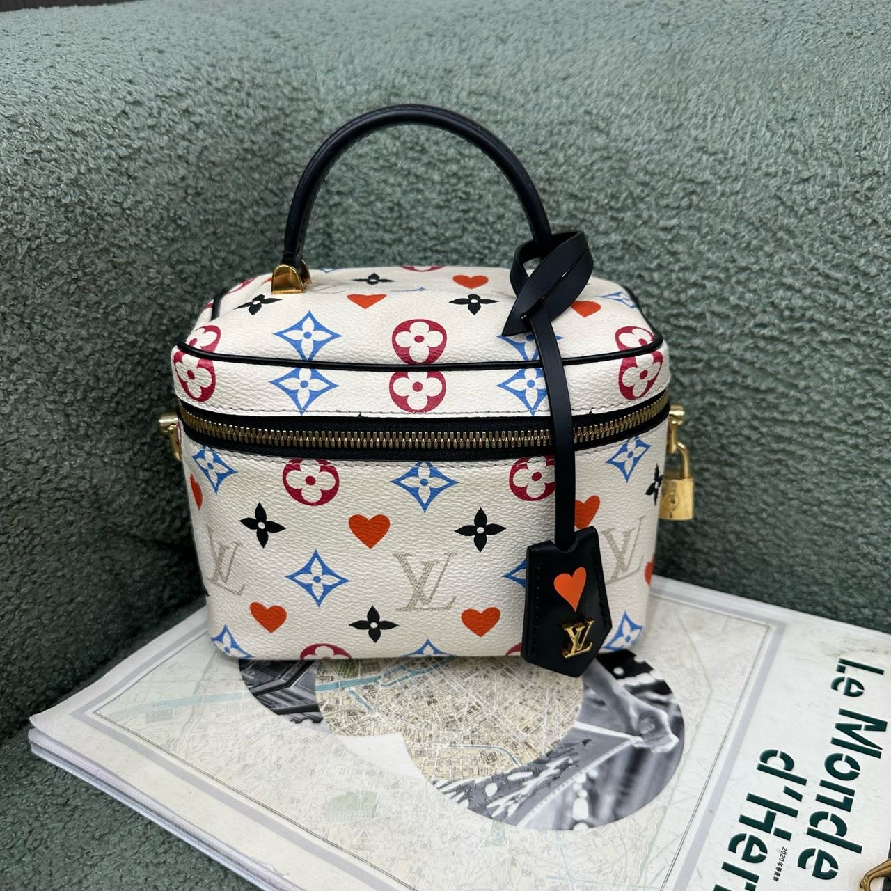 A级 LV 化妆包 20年