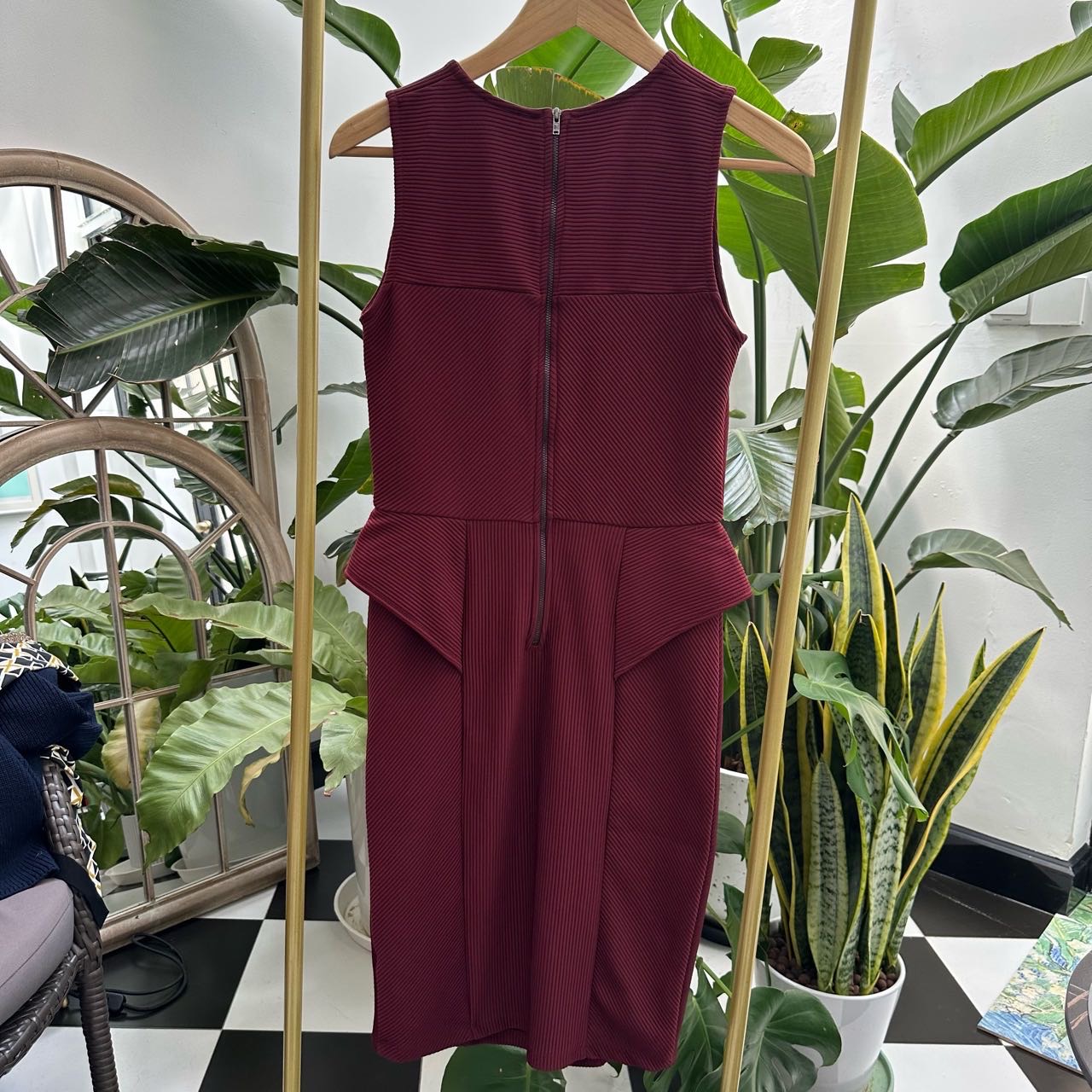 A级 River Island  针织连衣裙  12码
英国高街品牌 衣长90 8号