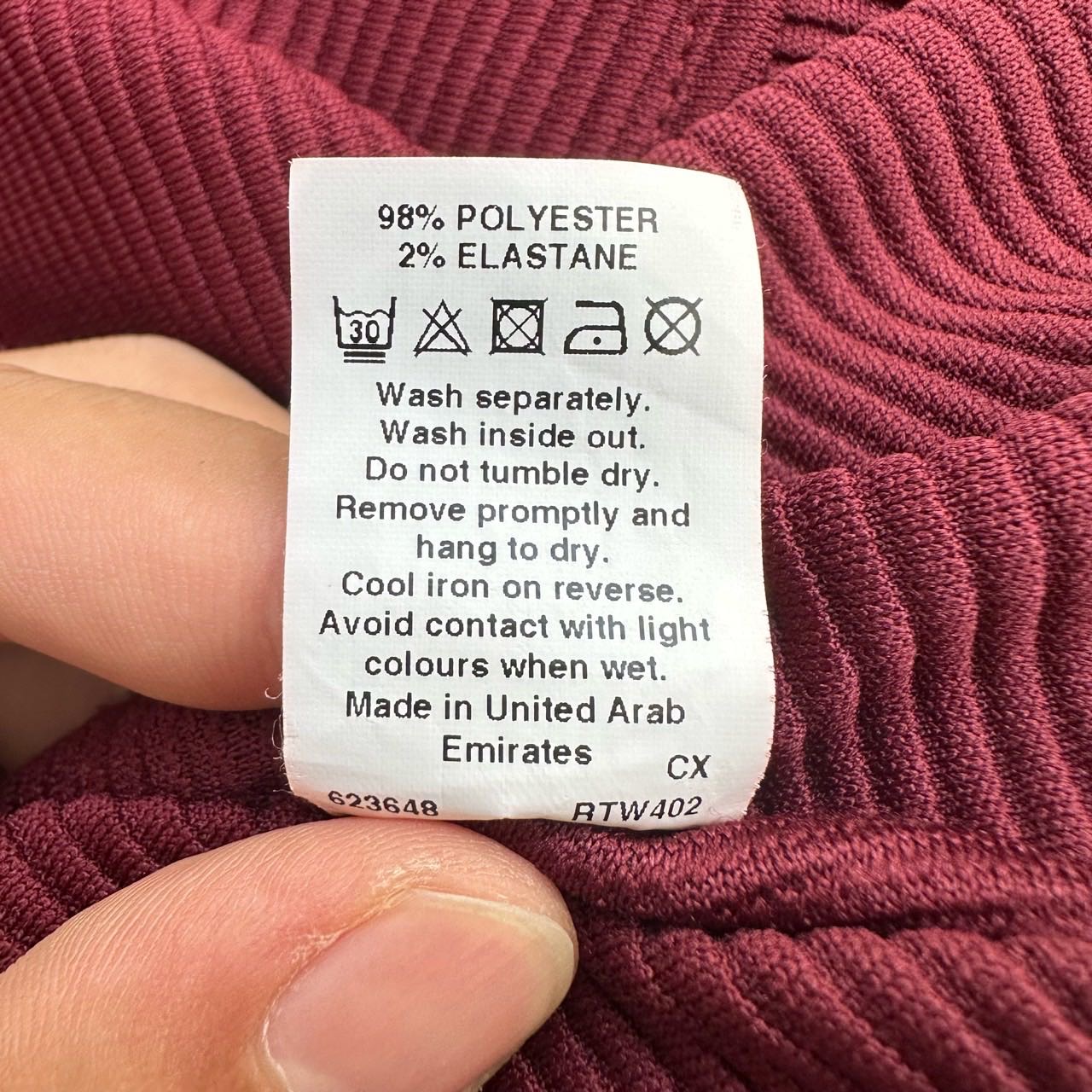 A级 River Island  针织连衣裙  12码
英国高街品牌 衣长90 8号 缩略图