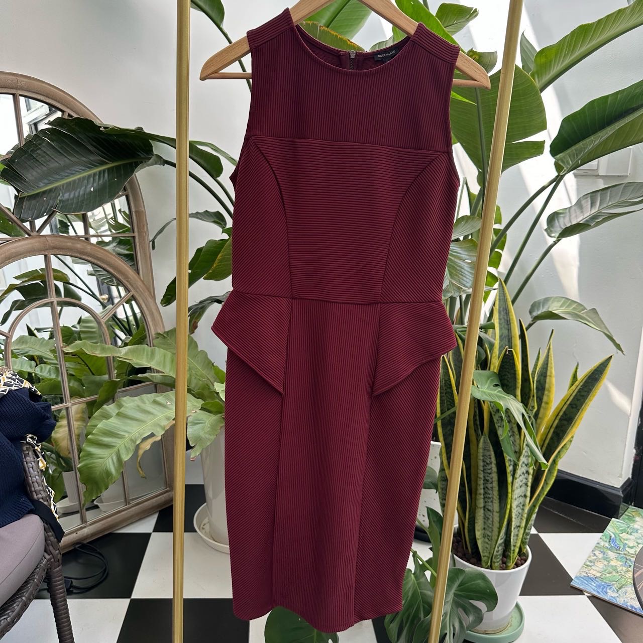 A级 River Island  针织连衣裙  12码
英国高街品牌 衣长90 8号 缩略图