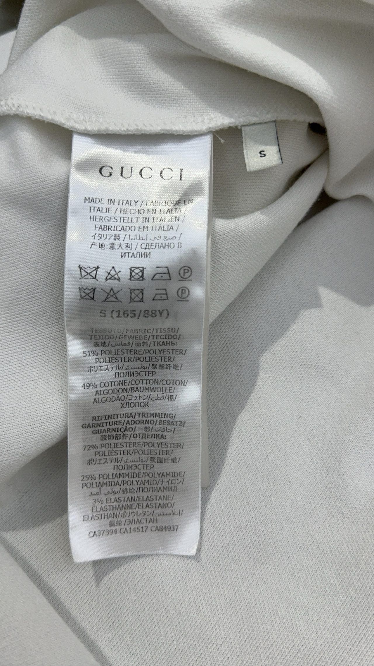 A级 Gucci 白色连衣裙/外套  S码 
胸围50×2  肩宽35  衣长78 缩略图