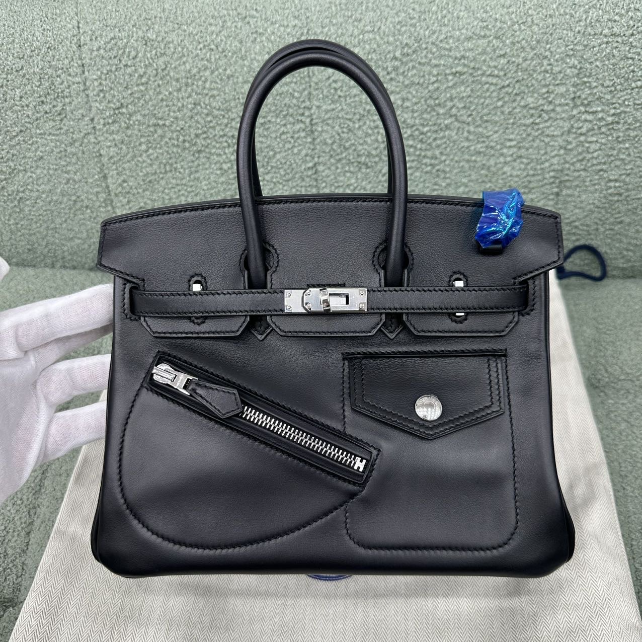 Hermes 黑银cargo 25！