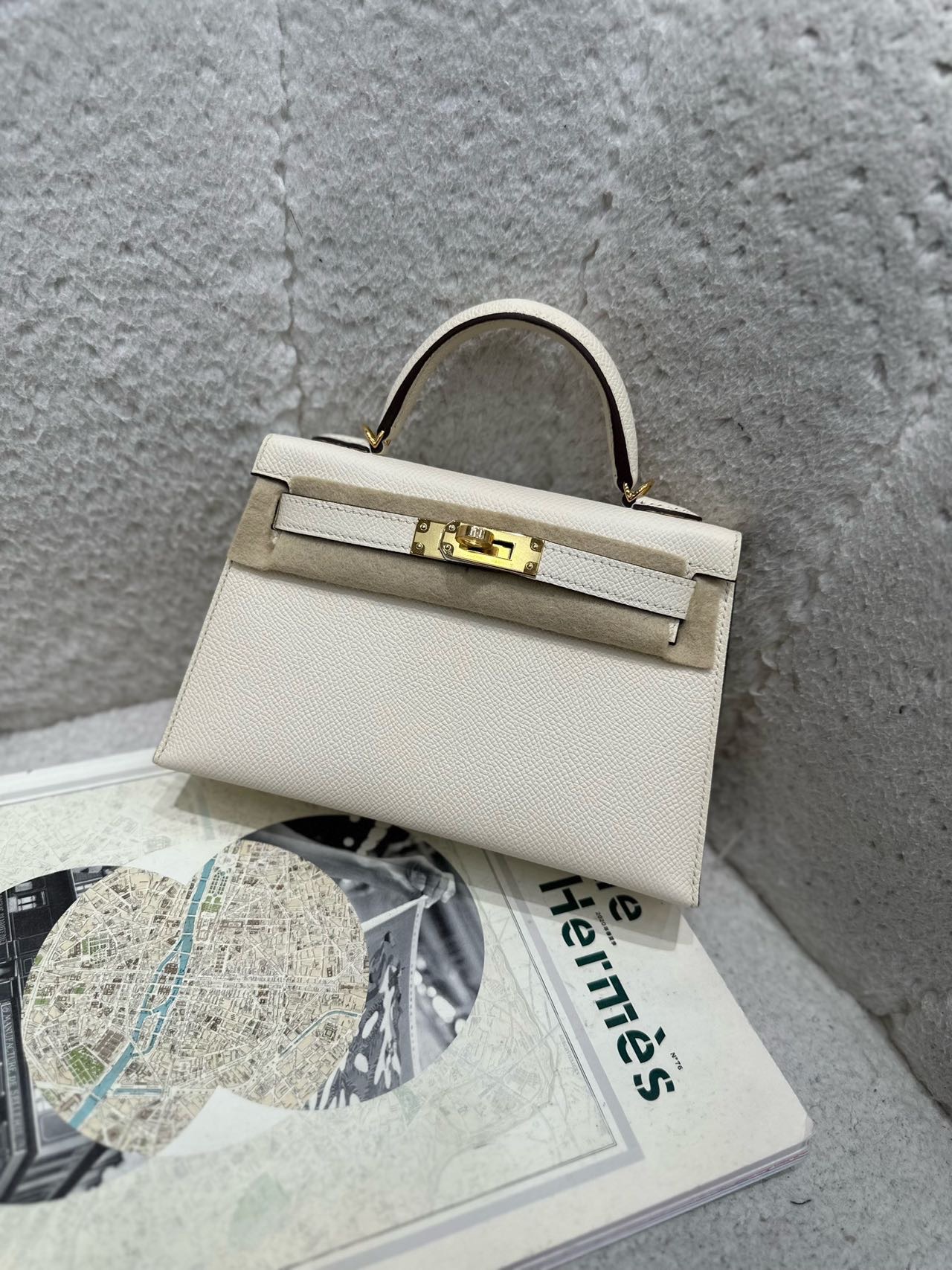 A级 Hermes 奶油白mini Kelly二代 Epsom皮 金扣 Y刻 全套