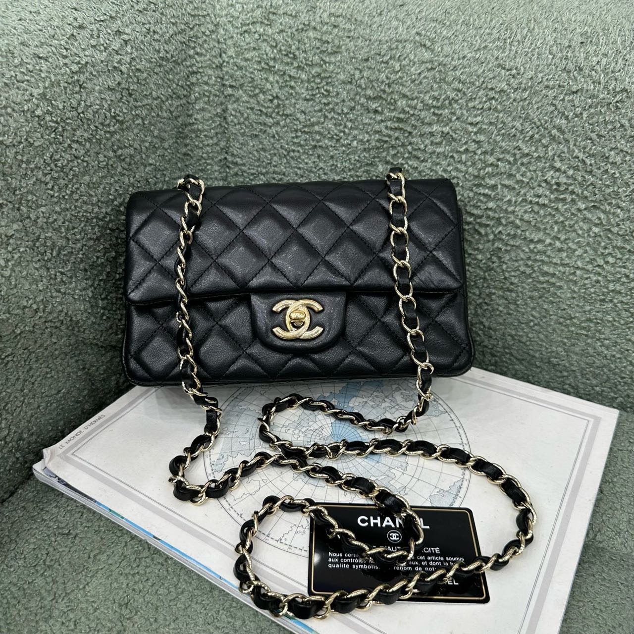 A级 Chanel 黑金cf大mini 无镭射 有身份卡21开 缩略图