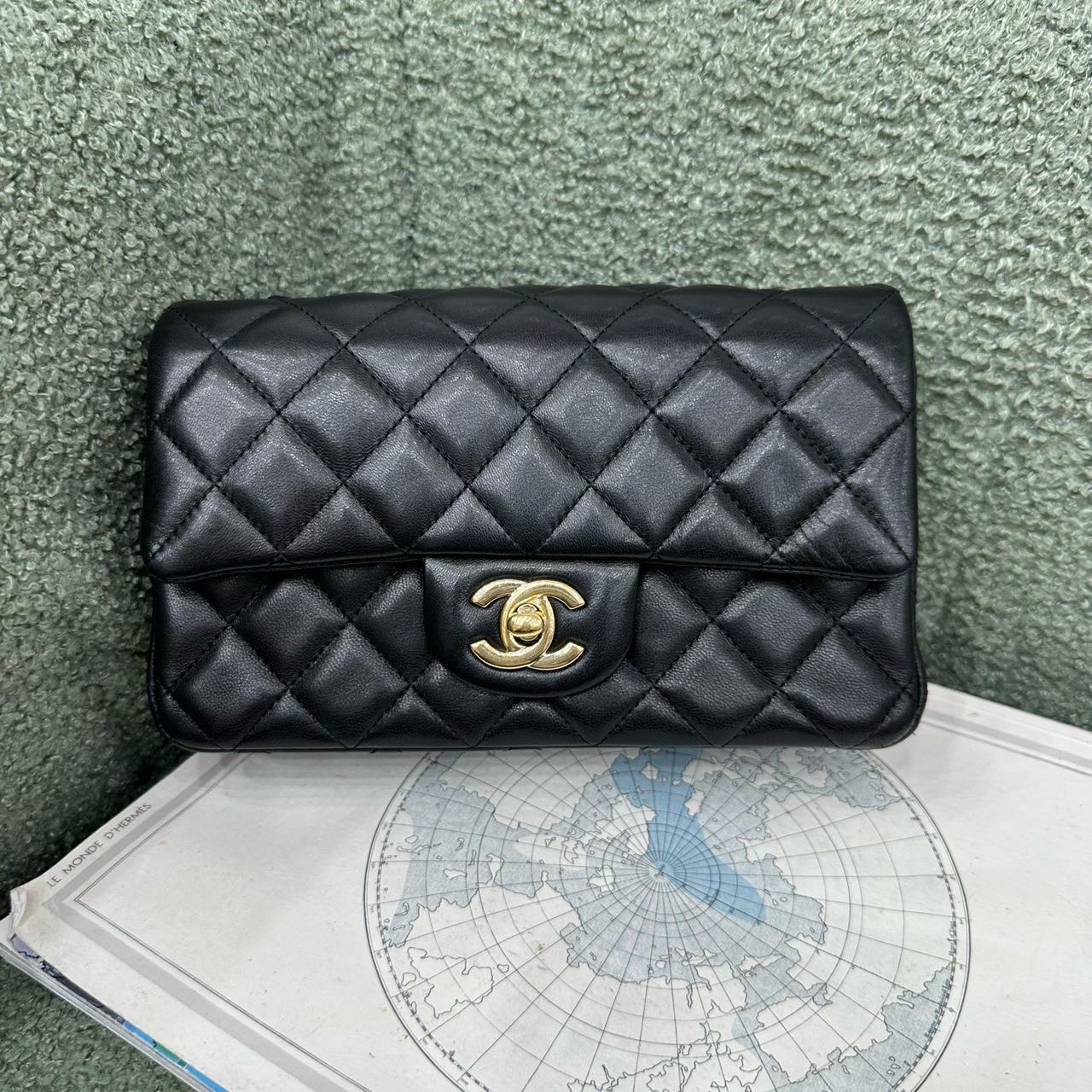 A级 Chanel 黑金cf大mini 无镭射 有身份卡21开