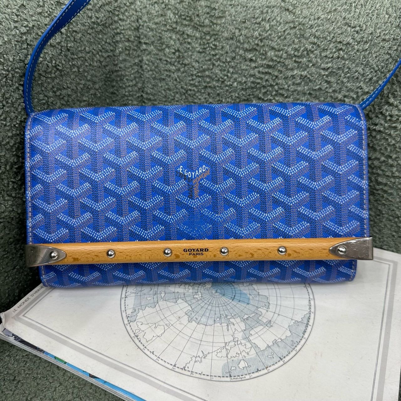 A级 goyard 蓝色老花斜挎包 17年