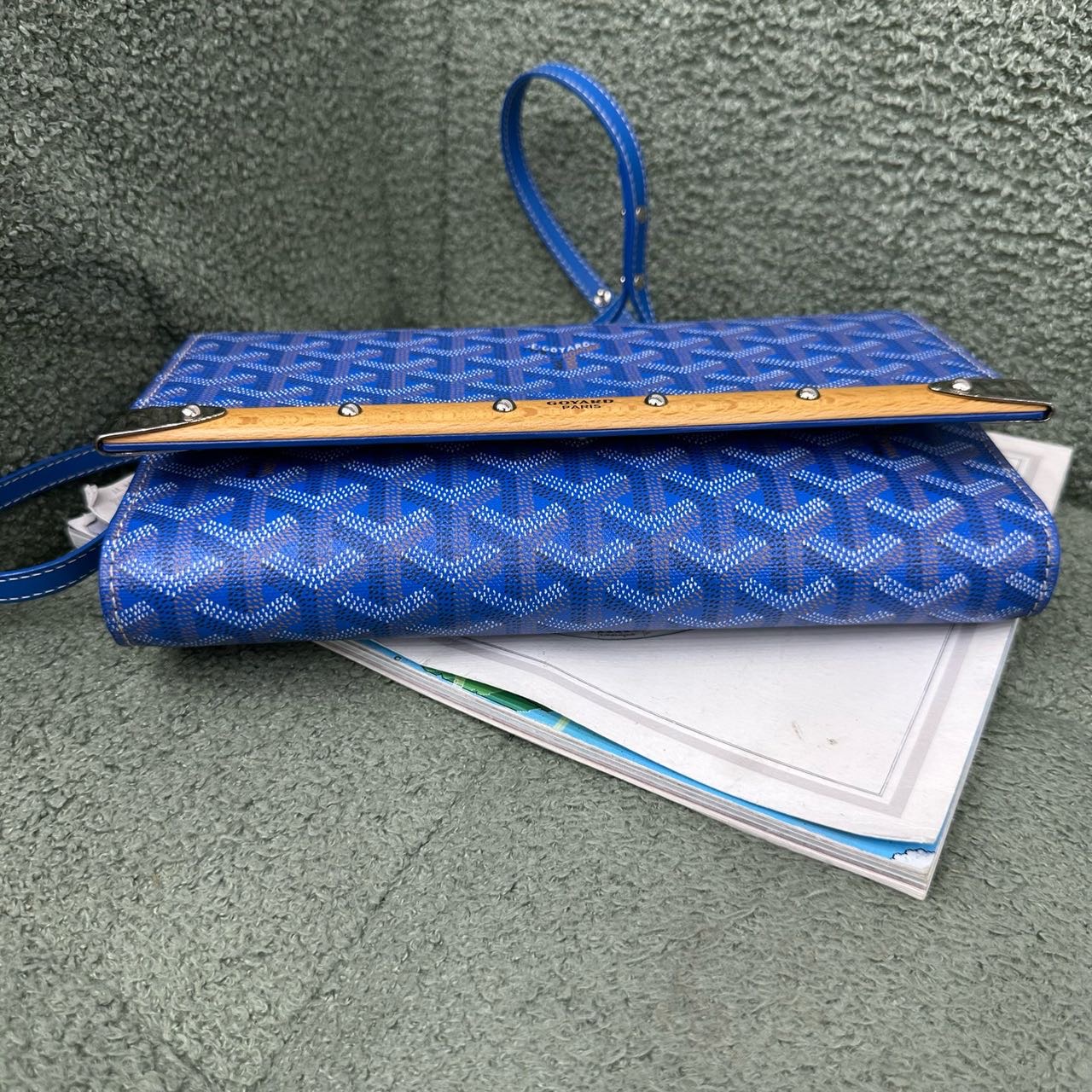 A级 goyard 蓝色老花斜挎包 17年 缩略图