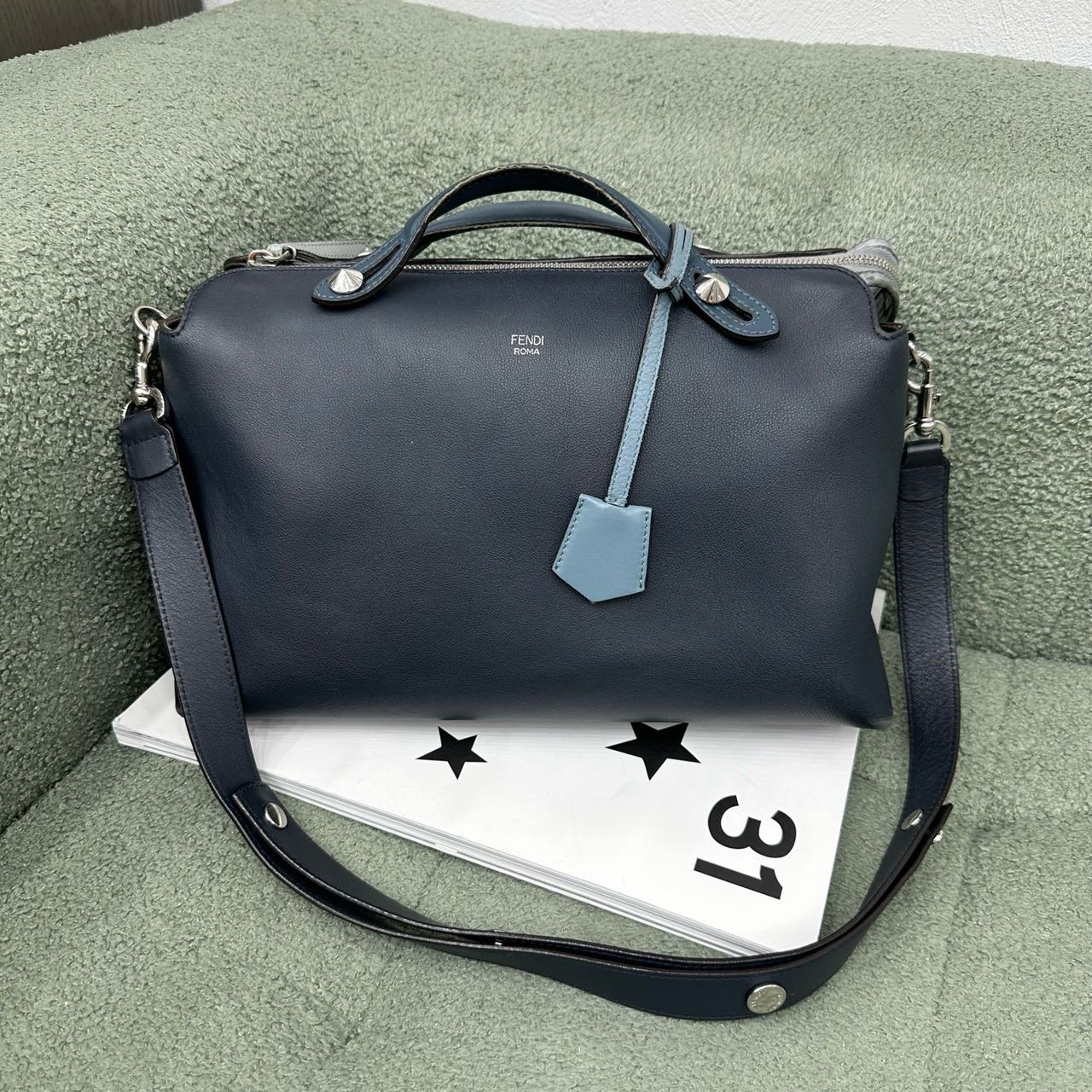 A级 Fendi 斜挎包