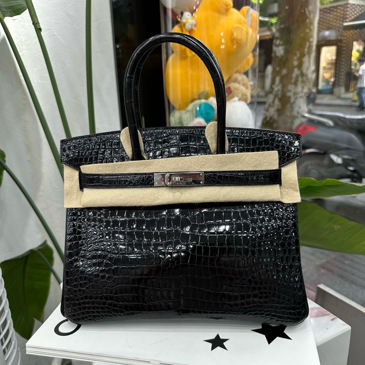 A级 Hermes 黑银亮面鳄鱼皮birkin30/BK30 A刻
配件 盒子 尘袋 毛毡 白本 锁