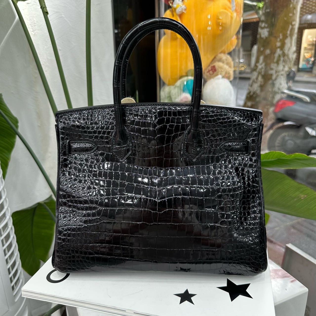 A级 Hermes 黑银亮面鳄鱼皮birkin30/BK30 A刻
配件 盒子 尘袋 毛毡 白本 锁 缩略图