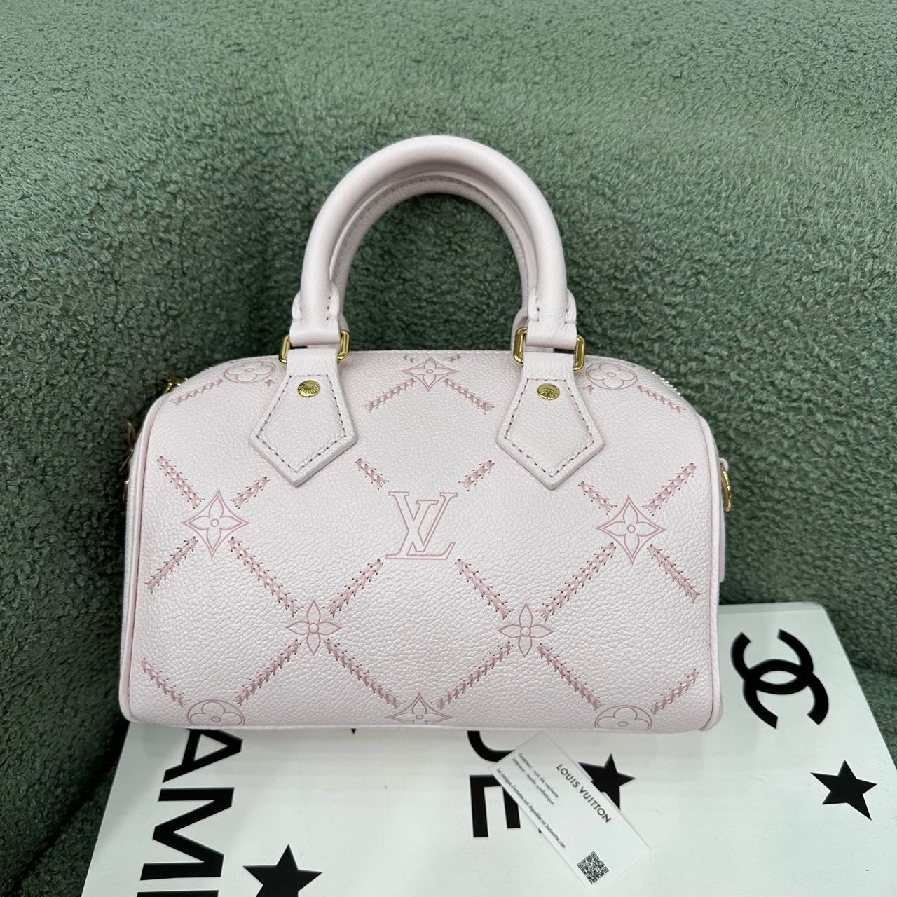LV 全皮香芋奶昔粉speedy20 芯片款 缩略图