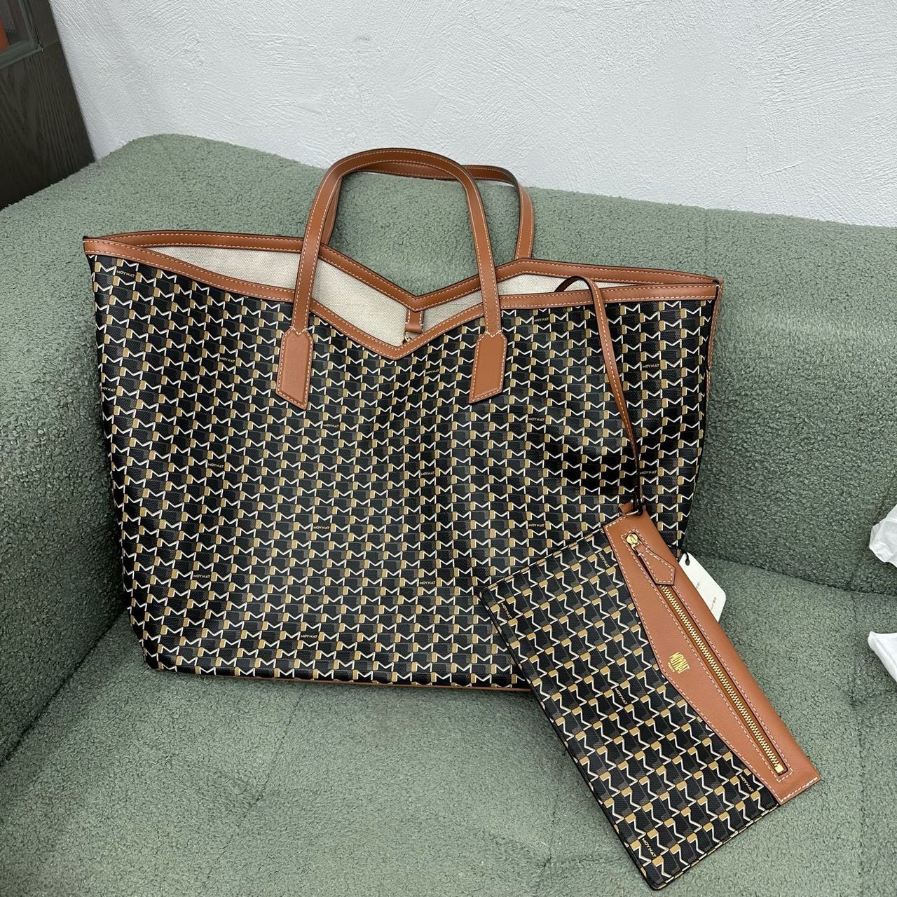 moynat tote包