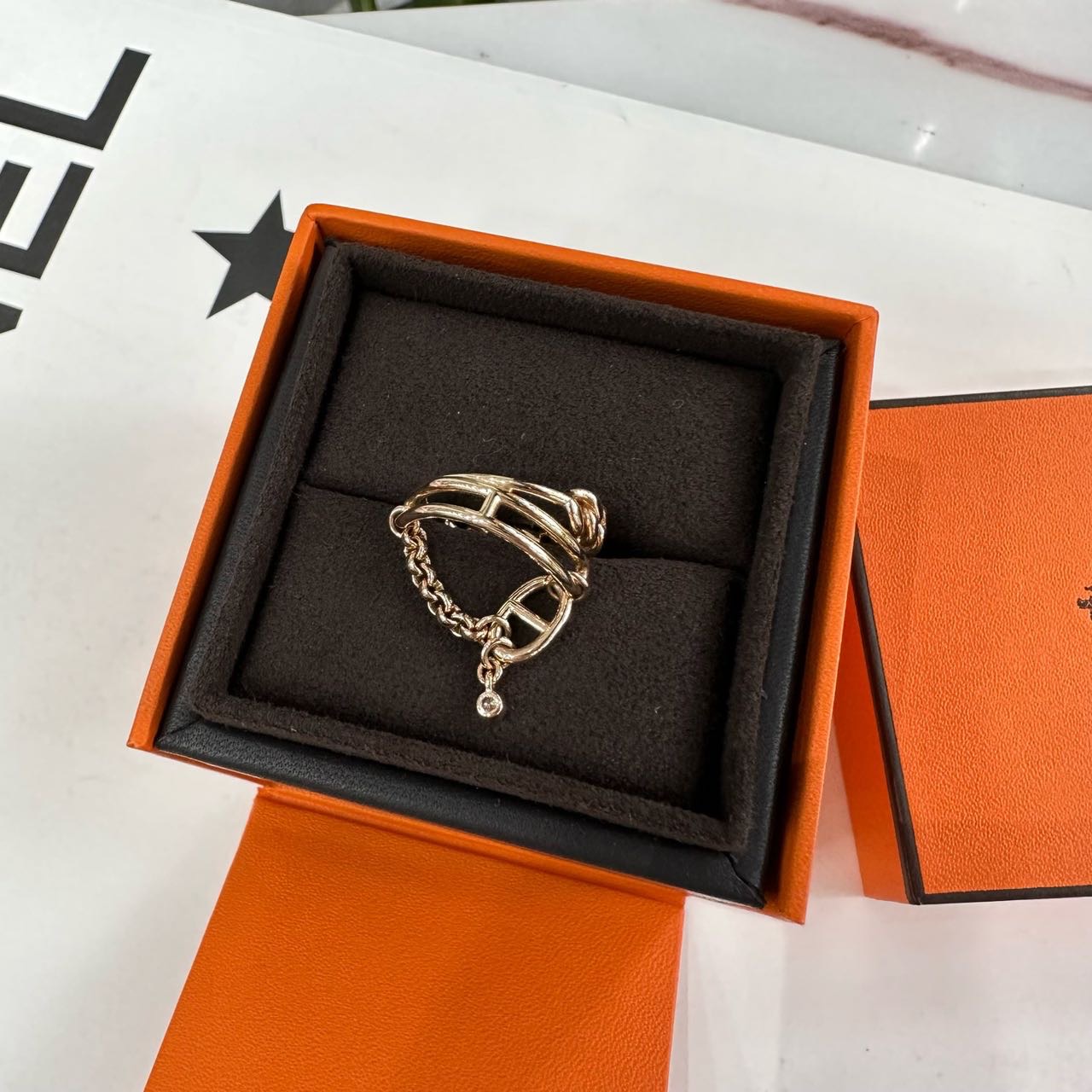 Hermes 18K玫瑰金带钻戒指 50码 带盒子证书 缩略图