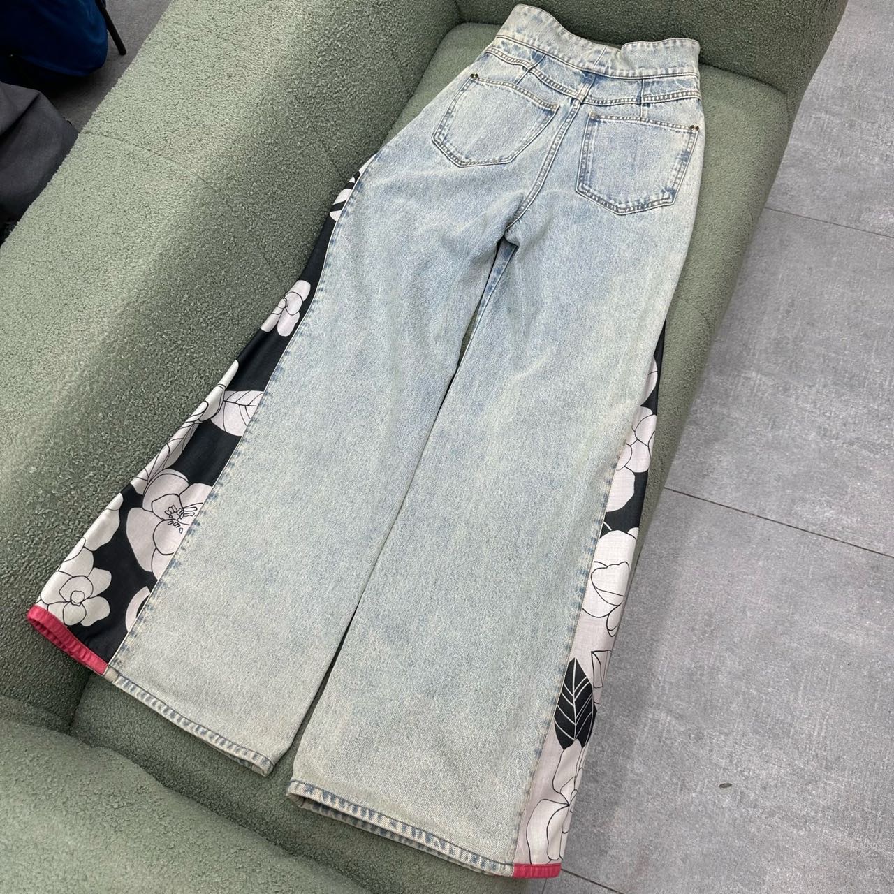 Chanel 牛仔裤 34码 缩略图