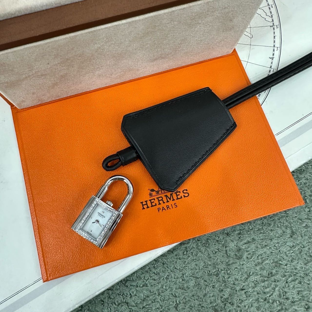 Hermes Kelly锁头带钻腕表 带保卡 缩略图