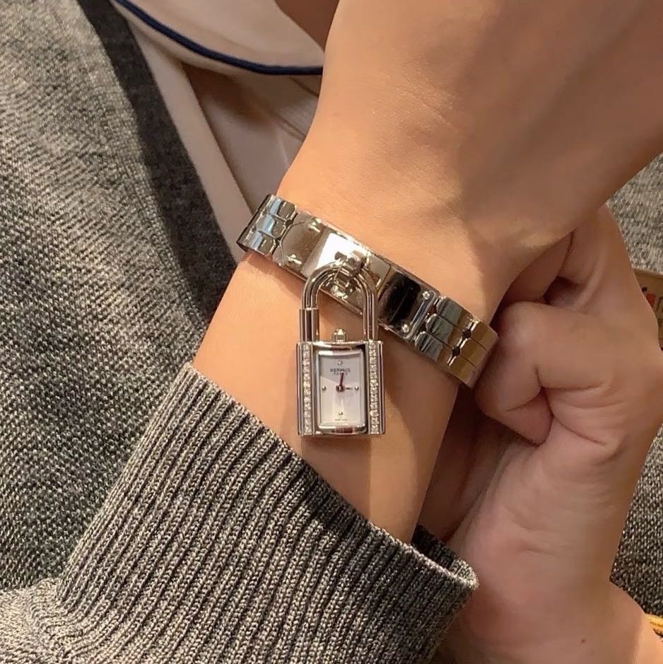 Hermes Kelly锁头带钻腕表 带保卡