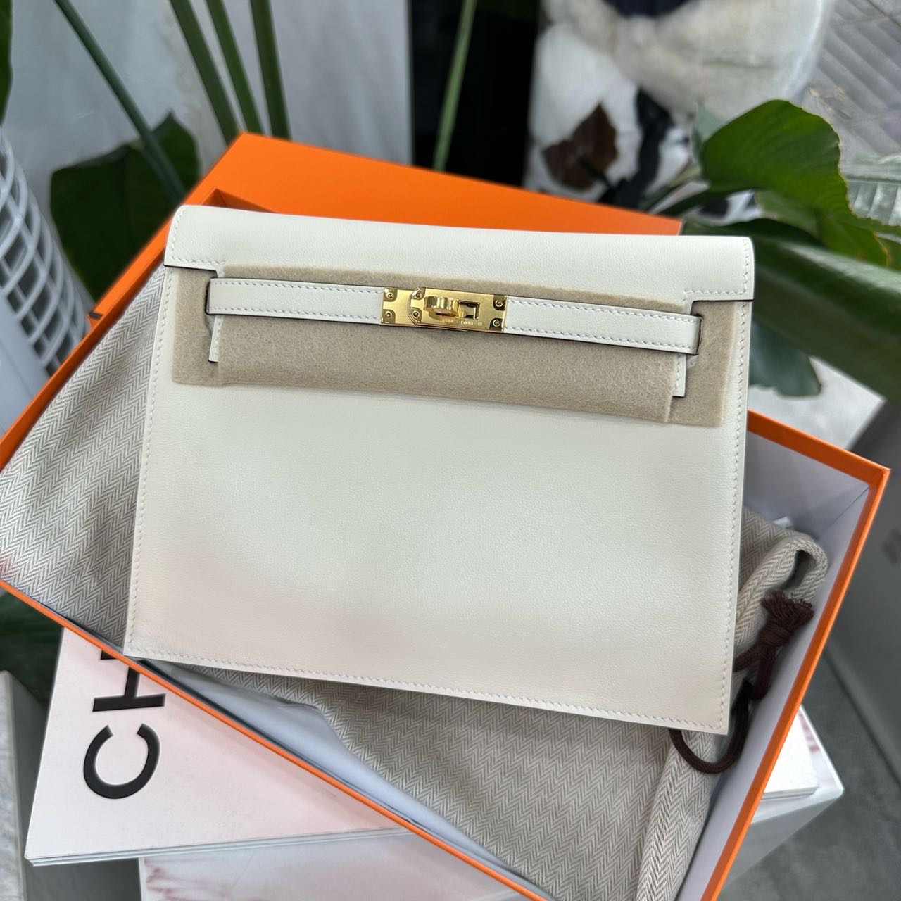 Hermes 奶油白Kelly danse 金扣 swift皮 K刻 全套