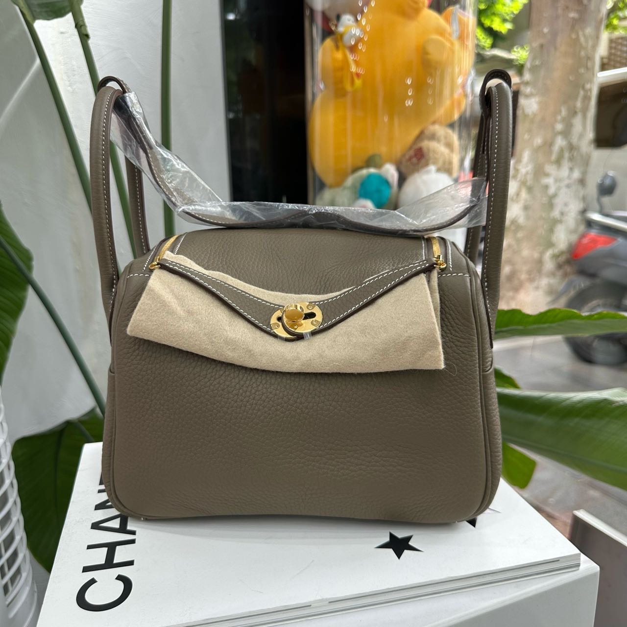 Hermes 大象灰Lindy26 金扣 TC皮 G刻 全套