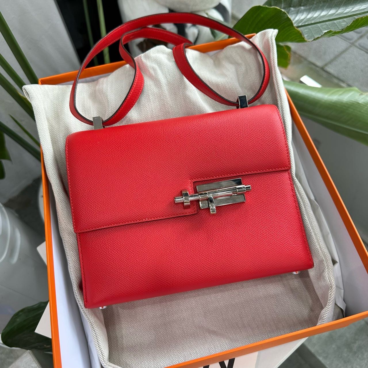 Hermes 番茄红手枪包/verrou23 银扣 Epsom皮 A刻
全套无票