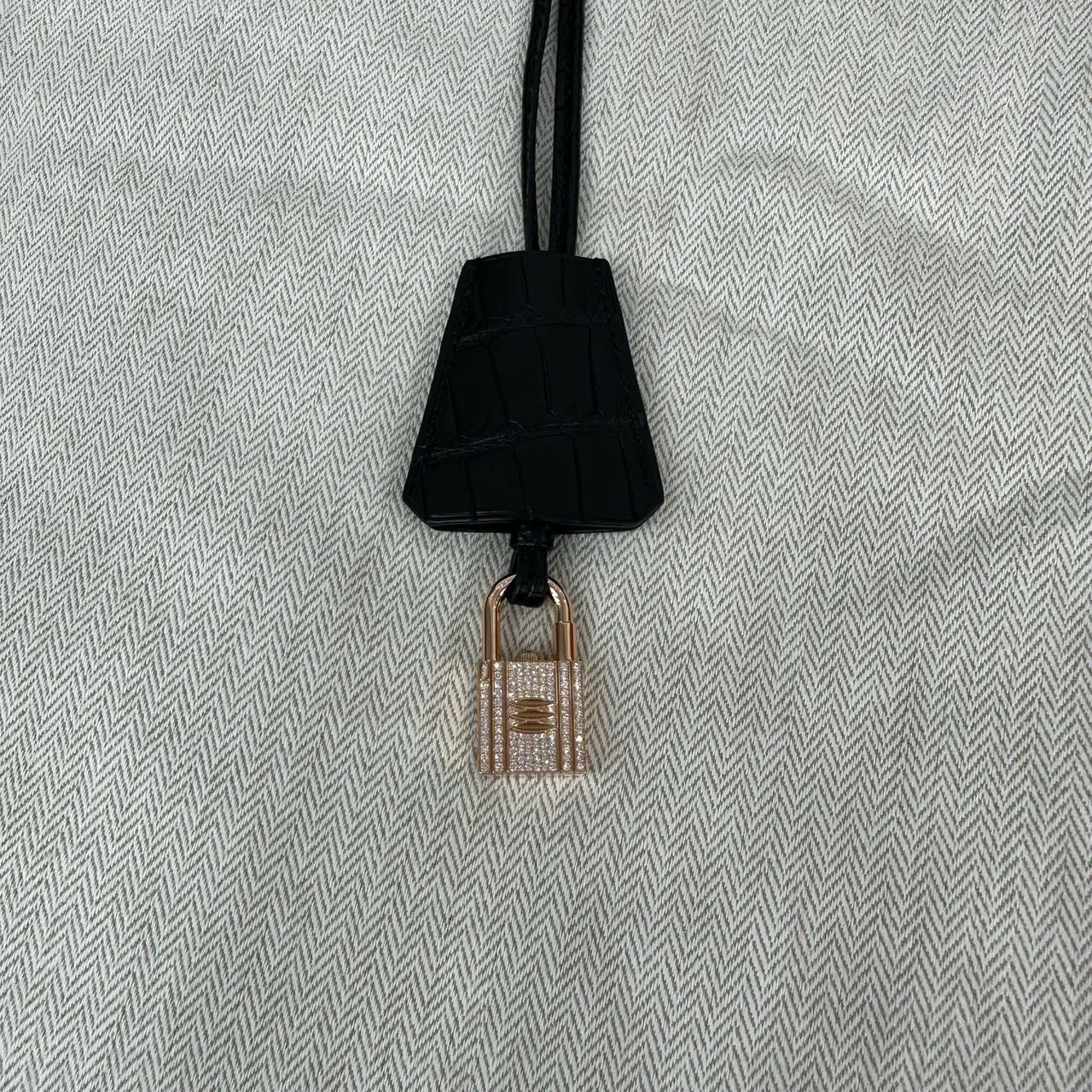 Hermes 18K玫瑰金满钻Kelly手表 带保卡鳄鱼证书 缩略图