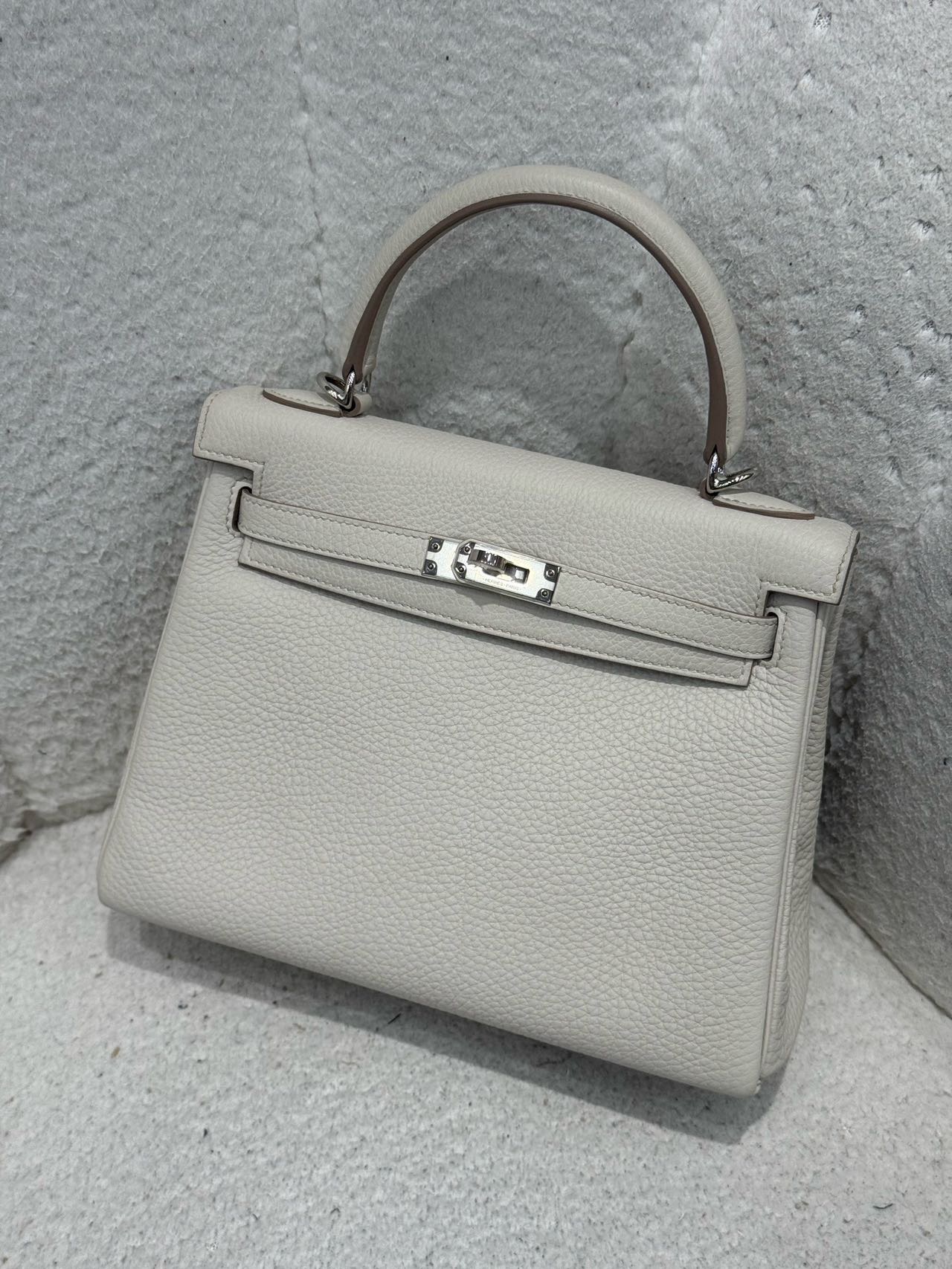 Hermes 爱马仕 kelly25 冰川白银扣 togo皮 K刻