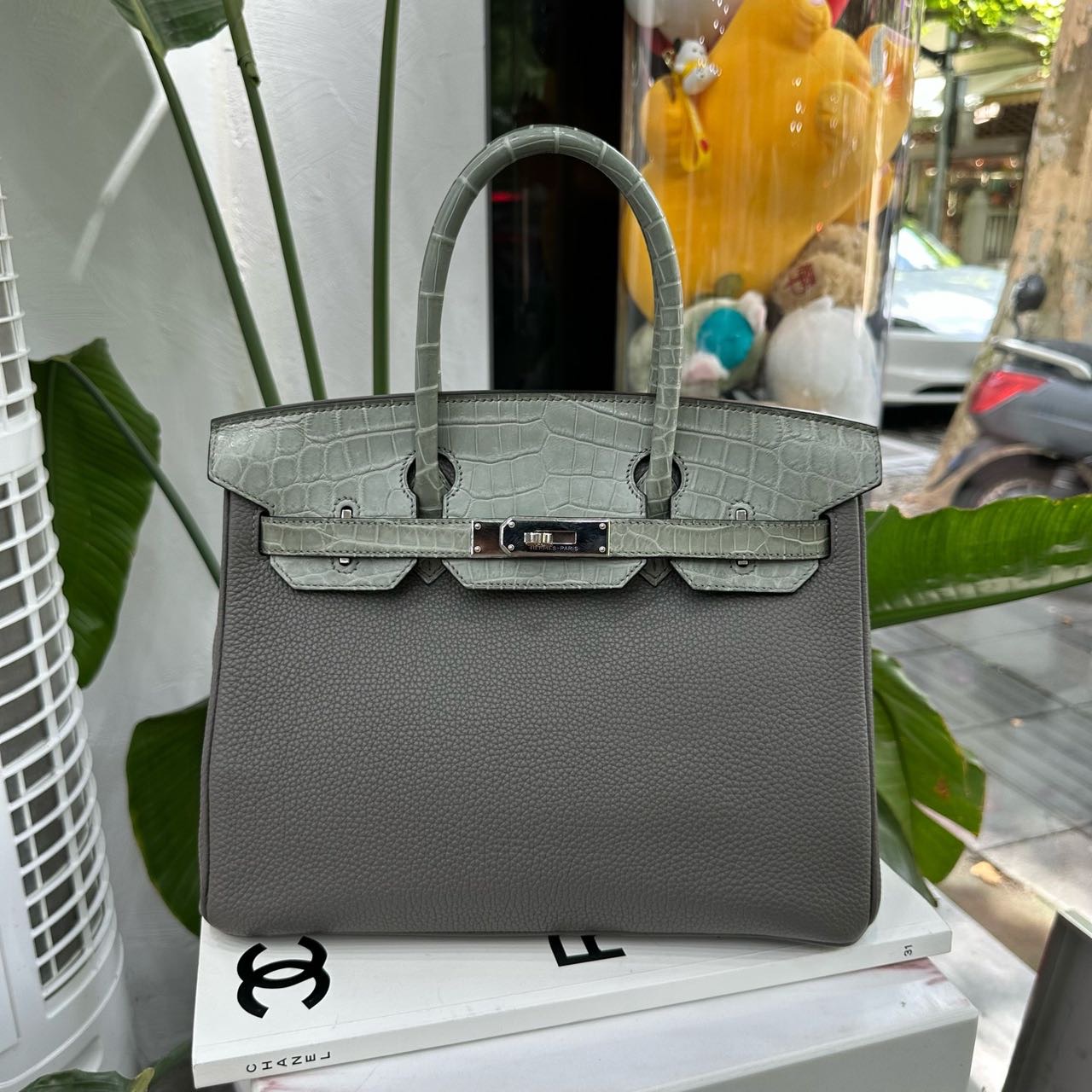 Hermes 积雨云灰birkin30/BK30 touch togo皮 B刻 
配件 尘袋 锁钥匙 小票 缩略图