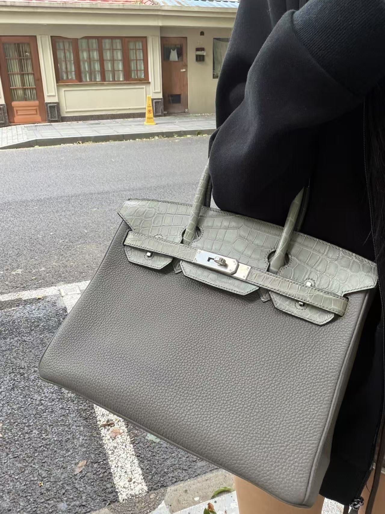 Hermes 积雨云灰birkin30/BK30 touch togo皮 B刻 
配件 尘袋 锁钥匙 小票 缩略图