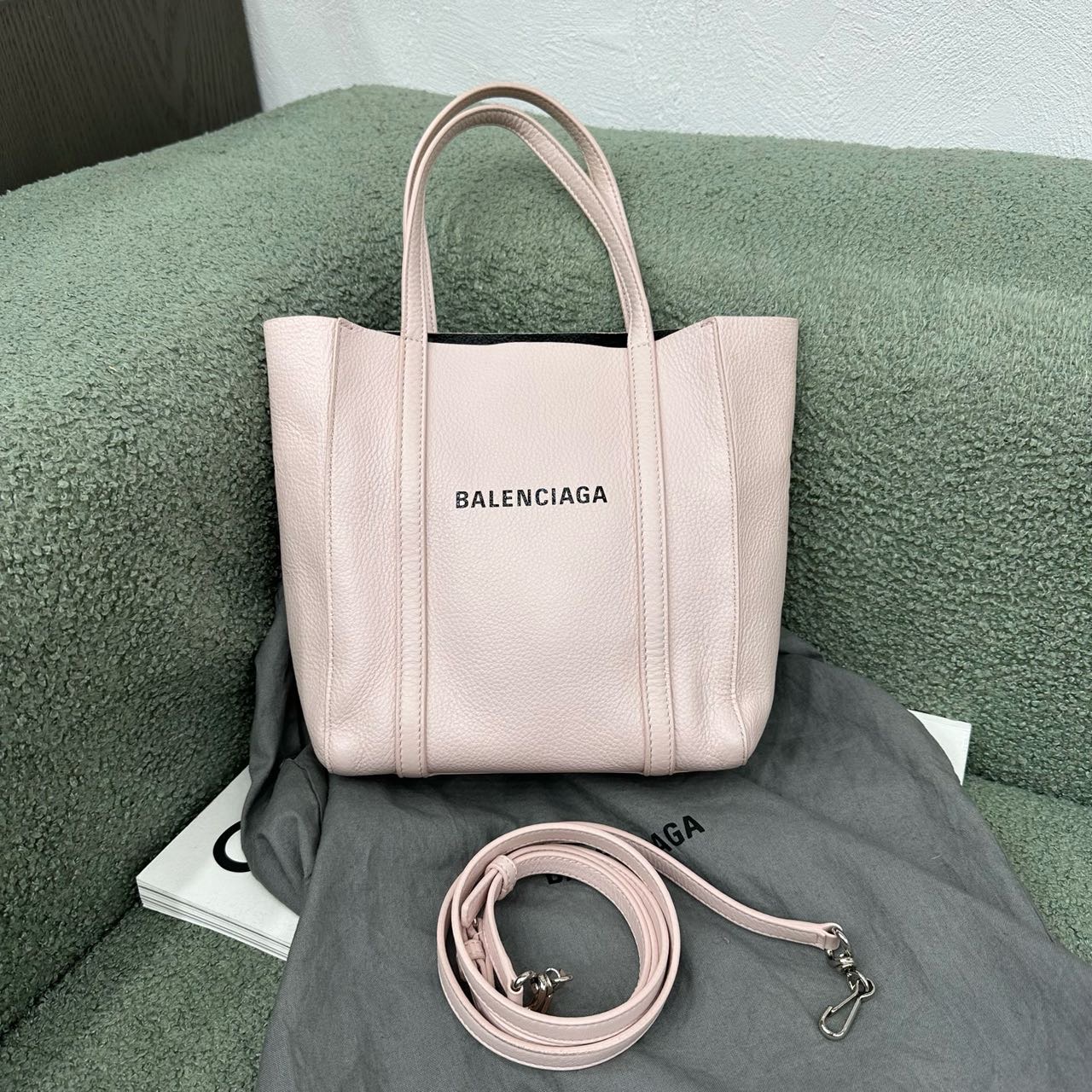 balenciaga/巴黎世家 mini tote包 带尘袋
