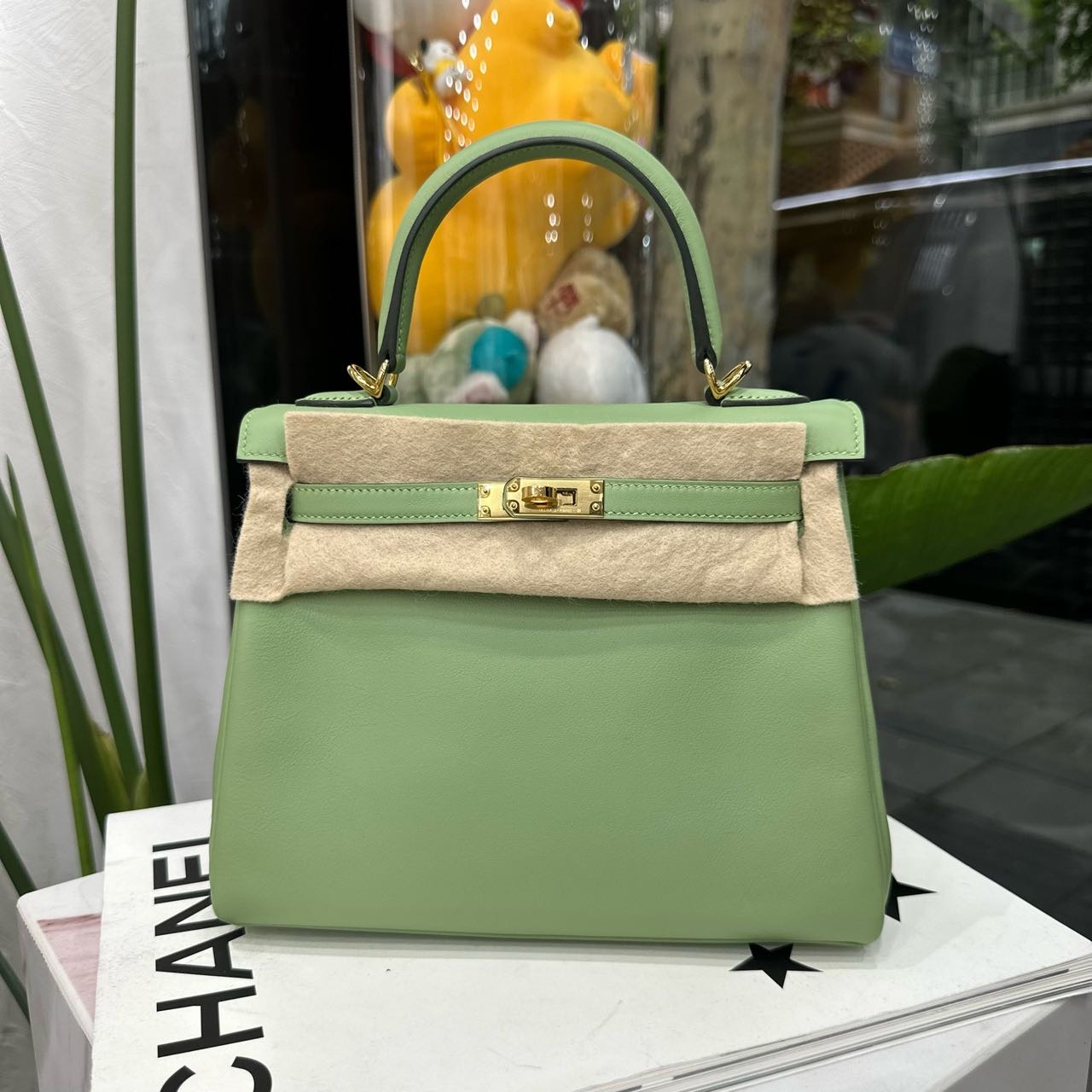 Hermes 牛油果绿Kelly25 金扣 swift皮 K刻