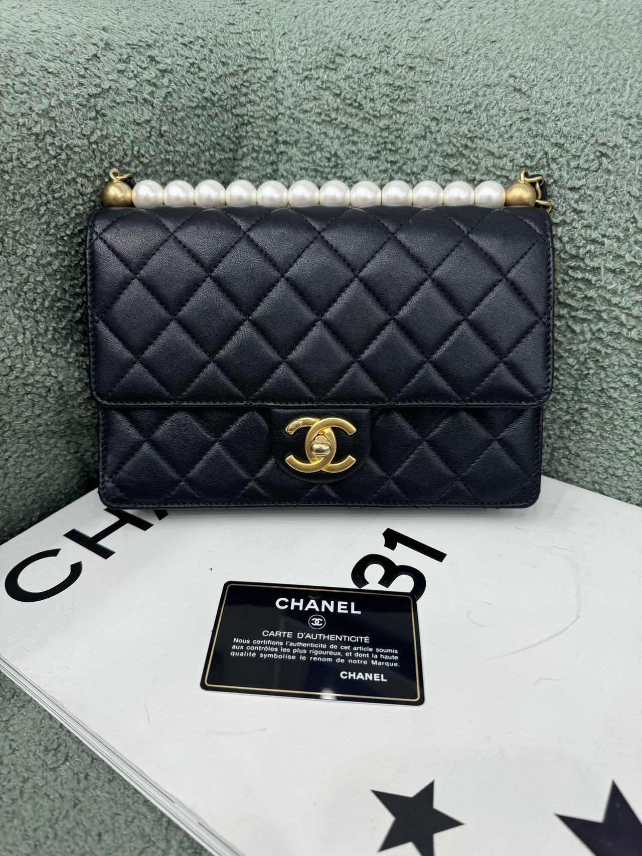 Chanel 黑金Cf珍珠链条斜挎包 27开有身份卡尘袋
