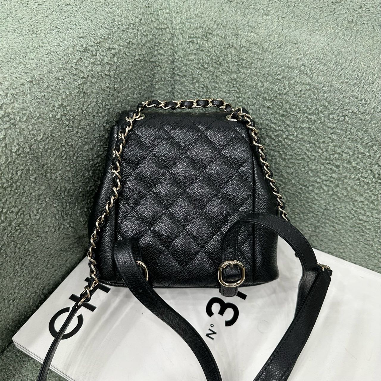 Chanel 黑金荔枝皮小号Duma双肩包 芯片款 带尘袋 缩略图