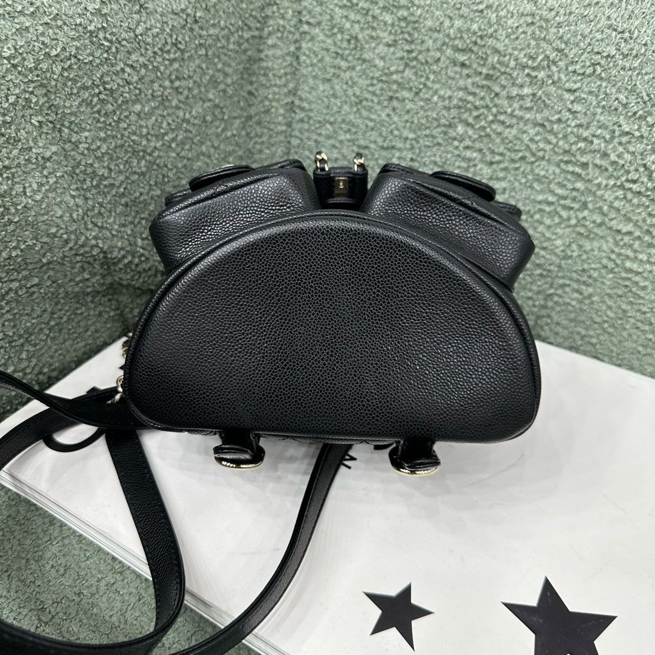 Chanel 黑金荔枝皮小号Duma双肩包 芯片款 带尘袋 缩略图