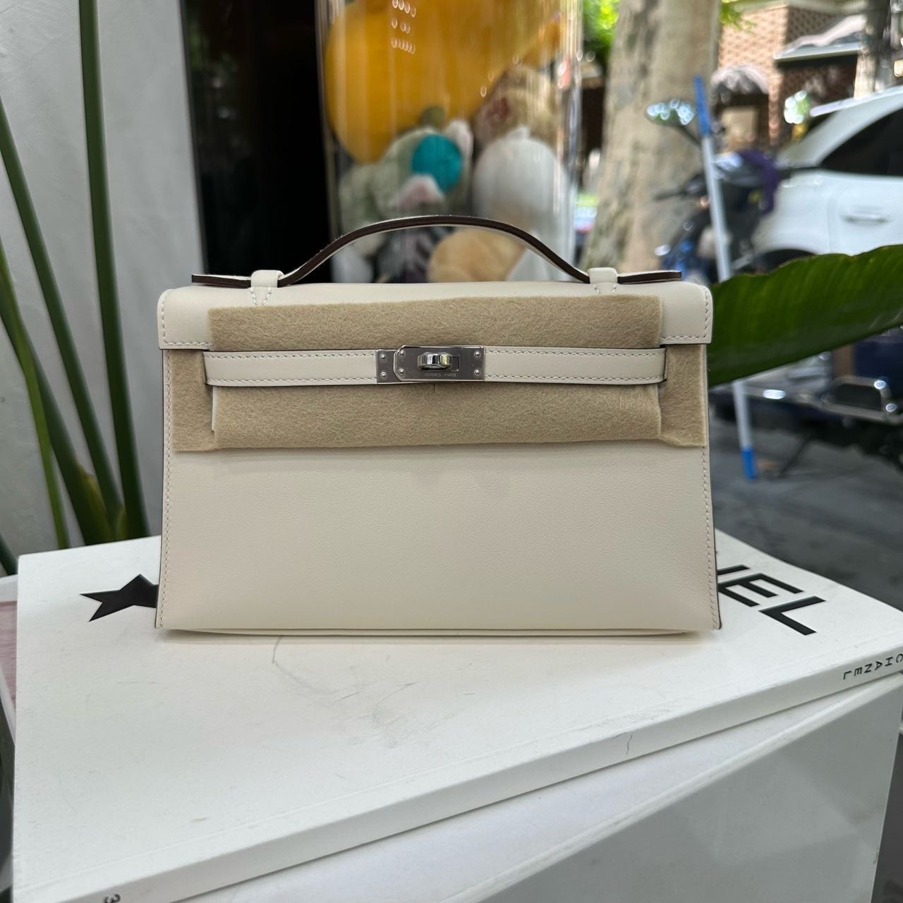 Hermes 奶油白mini Kelly一代 swift皮 银扣 G刻 全套