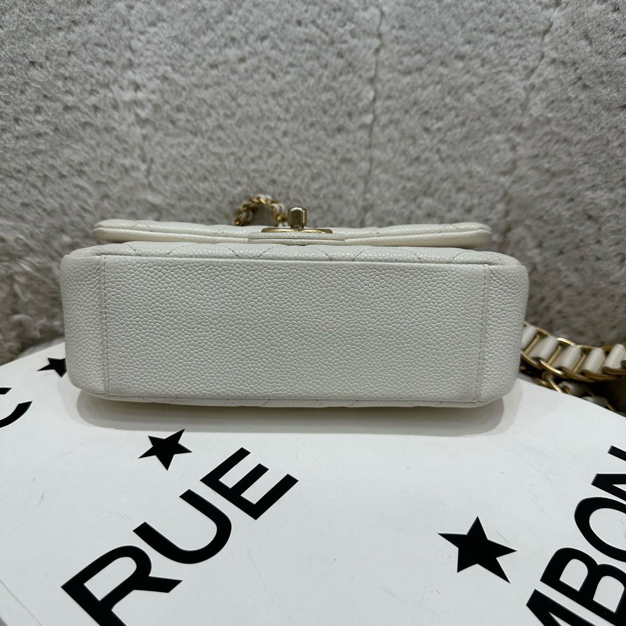 Chanel 白金荔枝皮金币款cf大mini 钢印款 有盒子尘袋票 公价三万多 现在一万多 缩略图