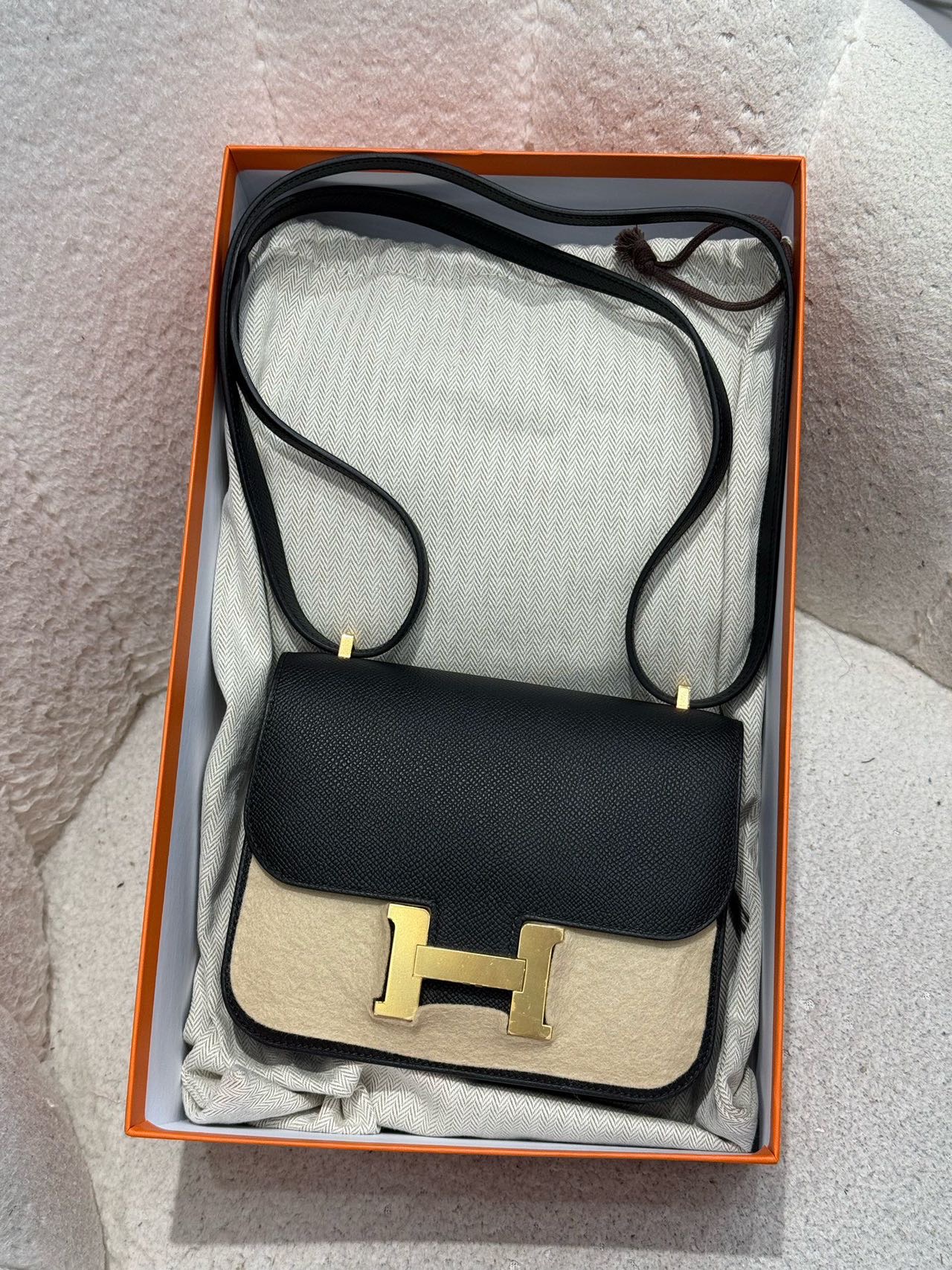 Hermes Constance 康康 mini 19 黑金 W刻 Epsom 25年9月🎫