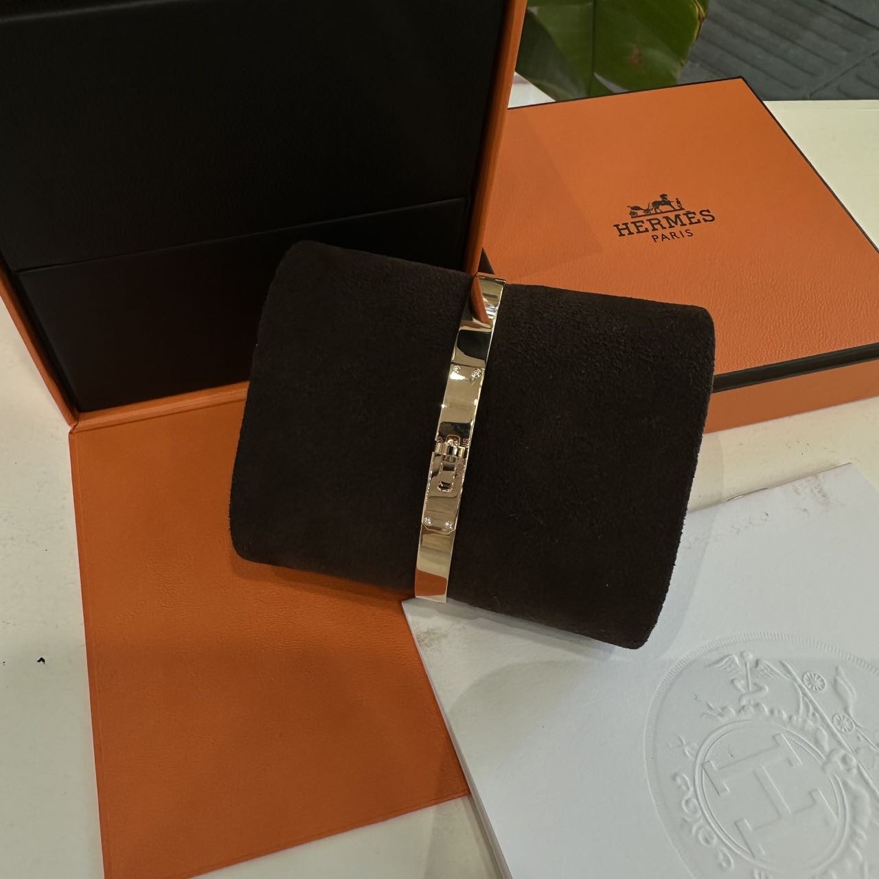 Hermes 18K金四钻Kelly手镯 SH码 带盒子
