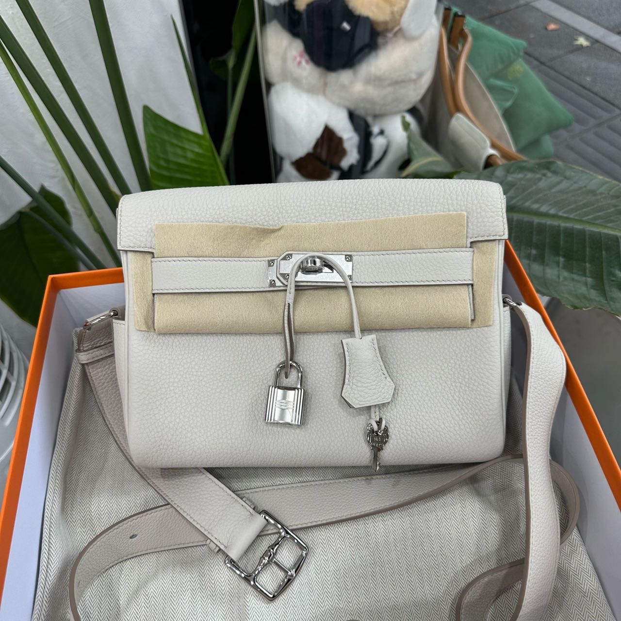 Hermes 冰川白Kelly Messenger/邮差 togo皮 PM小号 全套 K刻